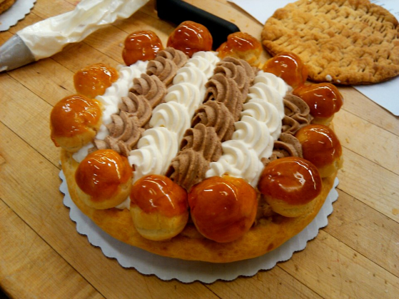 Bánh ngọt Gateau St. Honore, Bỉ