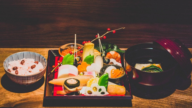 Canh mochi nóng – món ngon Nhật Bản thử thách lòng gan dạ của thực khách