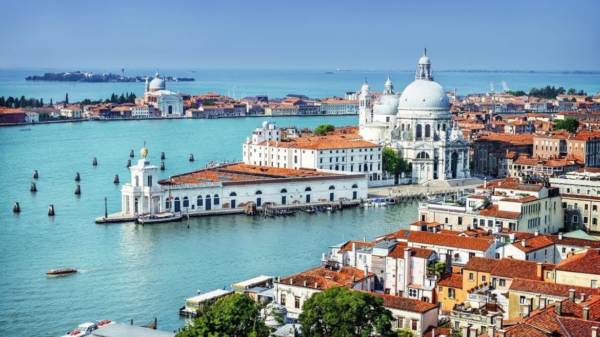 Để có thể du lịch Venice của nước Ý cần phải lưu ý điều gì?