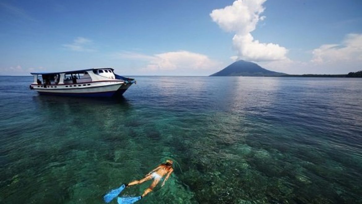 Hòn đảo Sulawesi ở Indonesia níu chân du khách bởi điều gì?