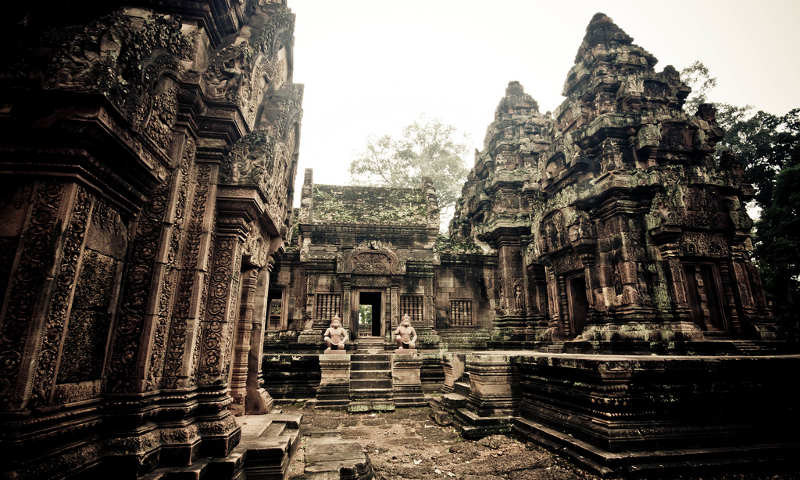 Rất nhiều ngôi đền