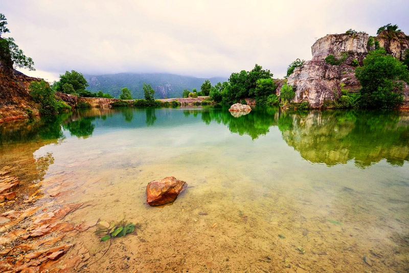 Vẻ đẹp của hồ Tà Pạ