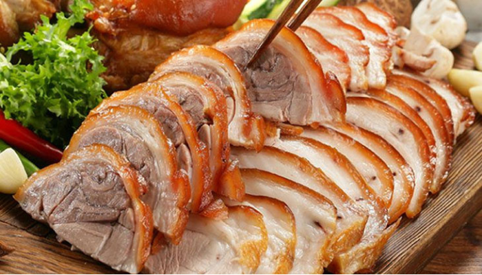 Thịt lợn quay – một phần văn hóa của những người con xứ Lạng