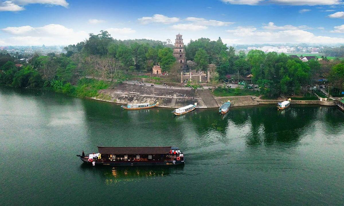 Sông Hương - biểu tượng của Huế